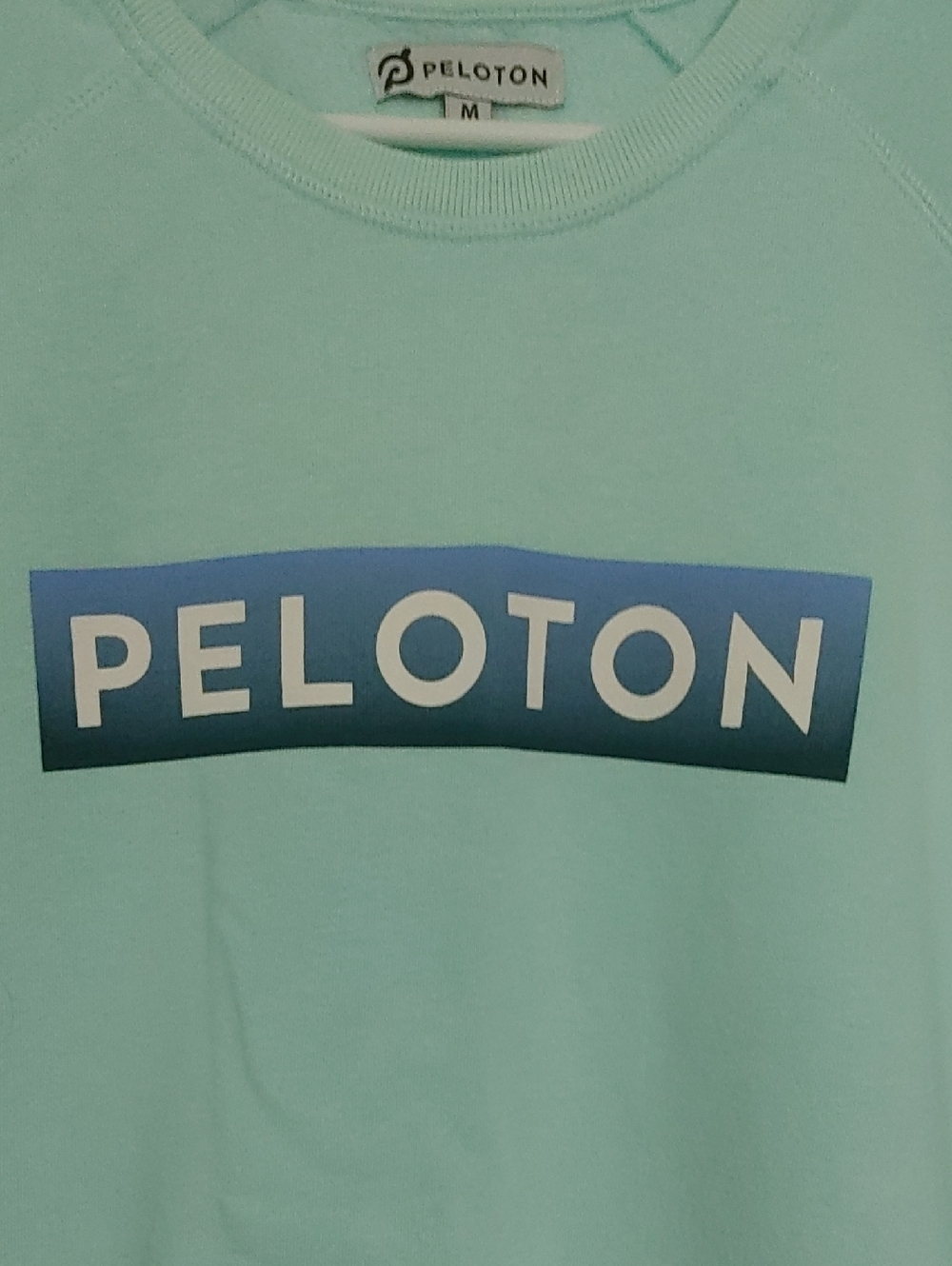 Peloton Mint Crewneck Sweatshirt Size Medium, has streak towards bottom - Picture 3 of 6